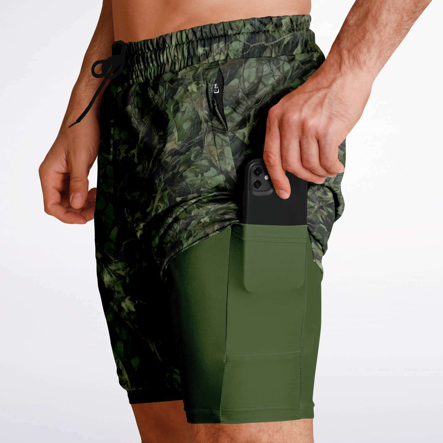 Men's Summer Green Foliage Realistic Camouflage 2-in-1 Performance Gym Shorts